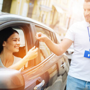 4 things to know before renting or leasing a car